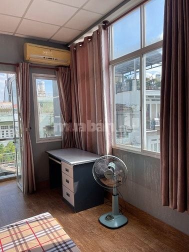 Cho thuê phòng tiện nghi : 1074A.39 Trường Sa, P12, Q3 ,TPHCM