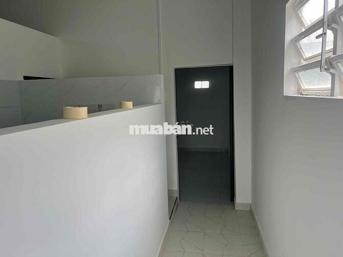 Bán nhà cấp bốn diện tích 105 m² 2  pngủ gần trường mầm non họa mi