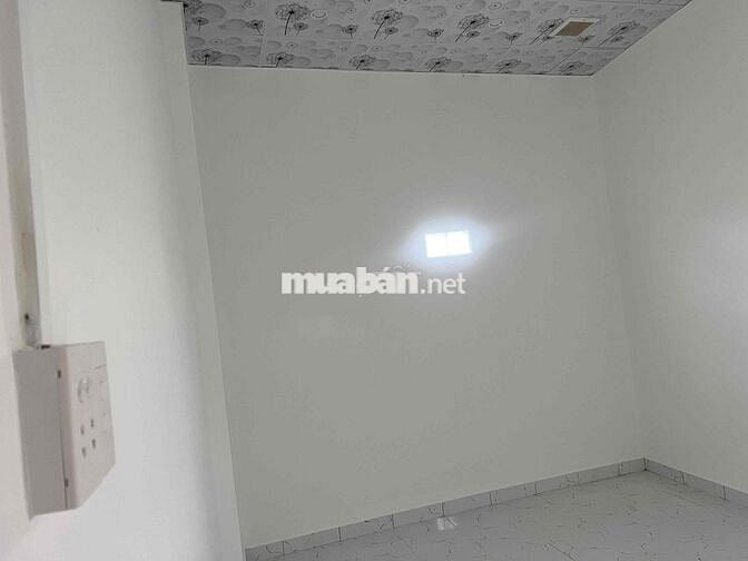 Bán nhà cấp bốn diện tích 105 m² 2  pngủ gần trường mầm non họa mi