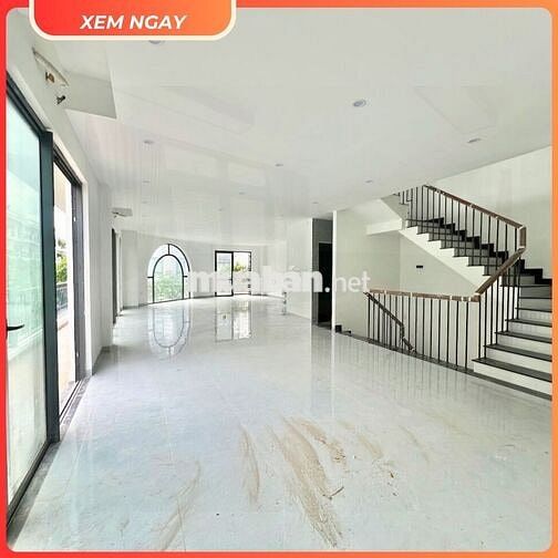 Cho thuê góc 2 mặt tiền Hầm + 3 tầng – Vạn Phúc City – Giá Chỉ 50tr/th