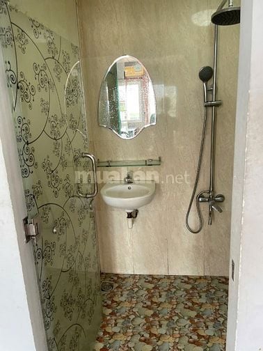 Cho thuê phòng tiện nghi : 1074A.39 Trường Sa, P12, Q3 ,TPHCM