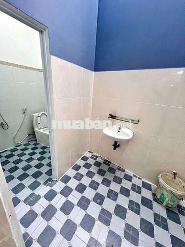 KẸT TIỀN BÁN NHÀ QUẬN BÌNH TÂN GIÁ 1TỶ9(SỔ HỒNG RIÊNG)