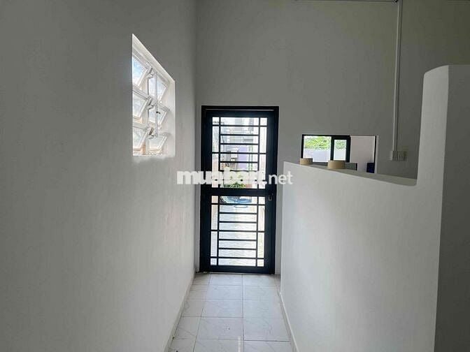 Bán nhà cấp bốn diện tích 105 m² 2  pngủ gần trường mầm non họa mi
