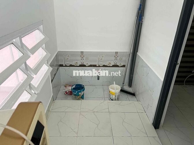 Bán nhà cấp bốn diện tích 105 m² 2  pngủ gần trường mầm non họa mi