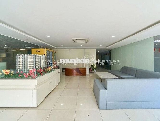 Văn phòng Ung Văn Khiêm 138–274m², giá chỉ 300k/m², miễn phí ngoài giờ