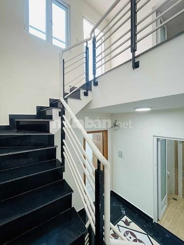 Bán nhà hẻm 345 Trần Hưng Đạo Q.1 - 3PN 5WC - giá 6,5 tỷ