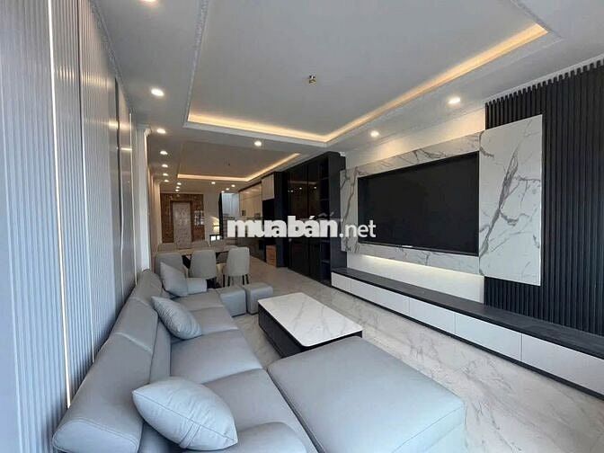 Bán Nhà Bế Văn Đàn – Ngõ Rộng, Có Thang Máy, 40m², 5T, Giá nhỉnh 8t