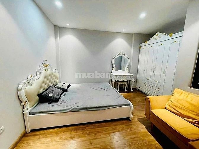 Bán nhà 5 tầng 52m2 phố Khương Trung, Khương Đình nhà đẹp, giá tốt