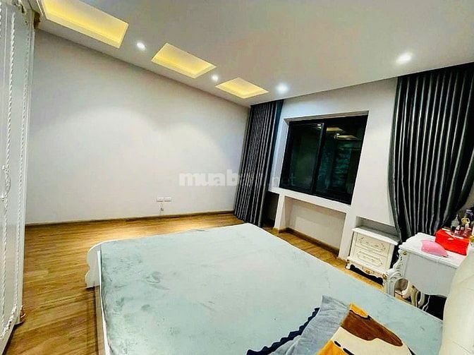 Bán nhà 5 tầng 52m2 phố Khương Trung, Khương Đình nhà đẹp, giá tốt