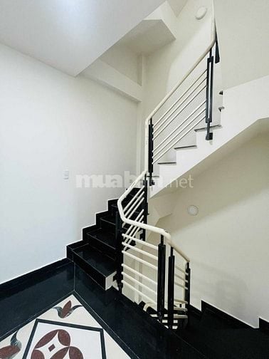 Bán nhà hẻm 345 Trần Hưng Đạo Q.1 - 3PN 5WC - giá 6,5 tỷ