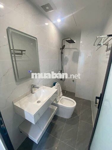 Bán Nhà Bế Văn Đàn – Ngõ Rộng, Có Thang Máy, 40m², 5T, Giá nhỉnh 8t