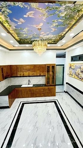 Bán nhà 2 tầng - Dt 175m2 Mặt tiền Trần Văn Mười