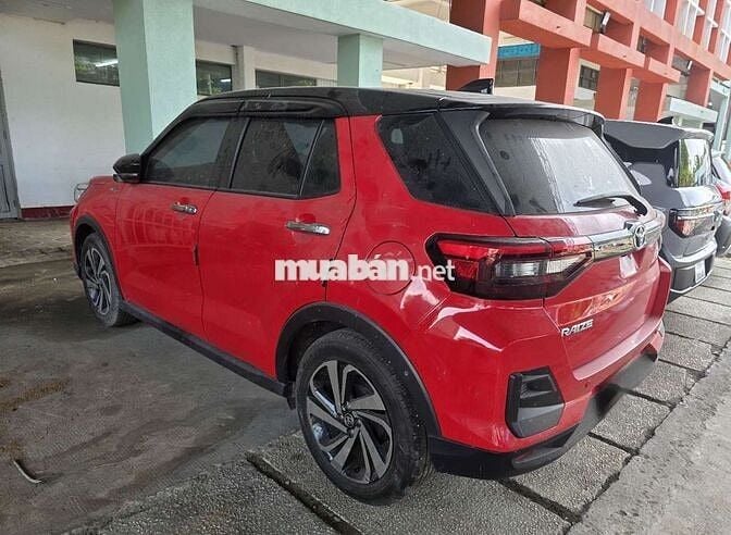 Raize Đỏ Nóc Đen 1.0 Turbo - 7000 km