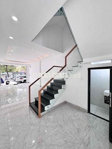 BÁN NHÀ PHƯỜNG THỐNG NHẤT . NHÀ MỚI XÂY GIÁ 8 tỷ 9