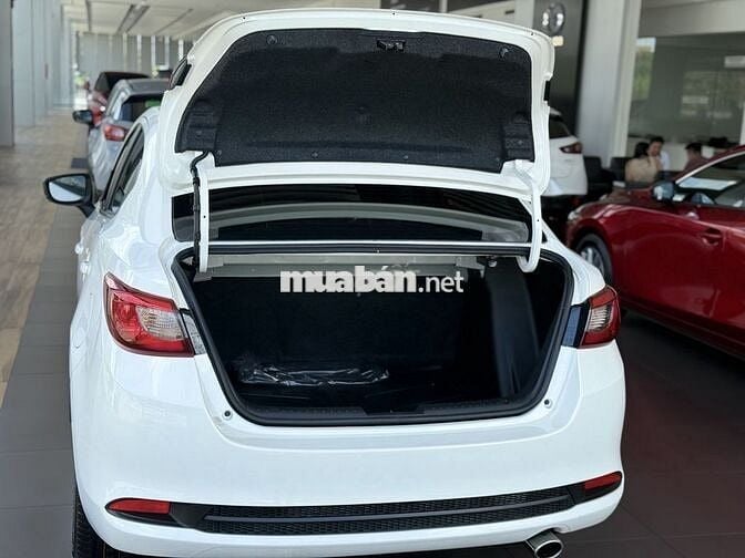Mazda2 AT 2025