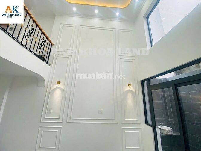 877HBC- Nhà 1 trệt , 1 lửng , 2 lầu , đầy đủ phòng bếp , phòng thờ