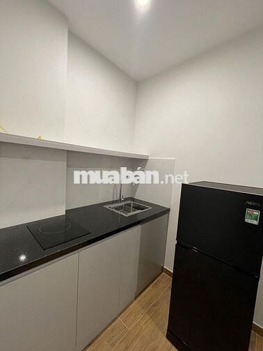 Cho thuê Căn hộ ở Ngọc lâm, gần cầu Chương Dương full đồ giá 5.5tr