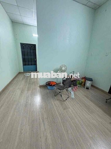 NHÀ 2 TẦNG 76.6m2, XE HƠI ĐẬU CỬA, GẦN MẶT TIỀN