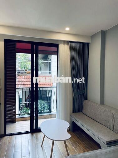 Cho thuê Căn hộ ở Ngọc lâm, gần cầu Chương Dương full đồ giá 5.5tr