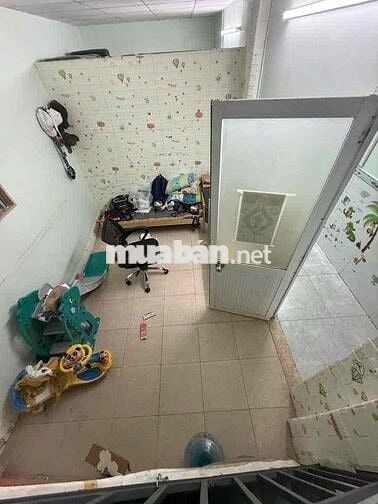 NHÀ 2 TẦNG 76.6m2, XE HƠI ĐẬU CỬA, GẦN MẶT TIỀN