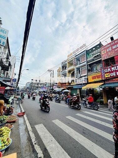 [ Nhà Bán ] Góc VIEW 3 Mặt Tiền NGUYỄN THỊ TẦN -P. Rạch Ông - Q 8.