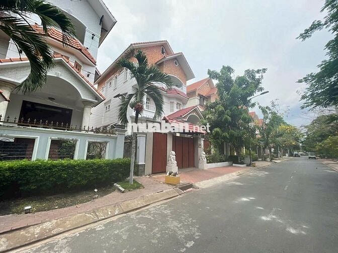 Cho thuê nhà diện tích 12.5x20m, nhà đẹp,đường lớn giá 50 tr/tháng