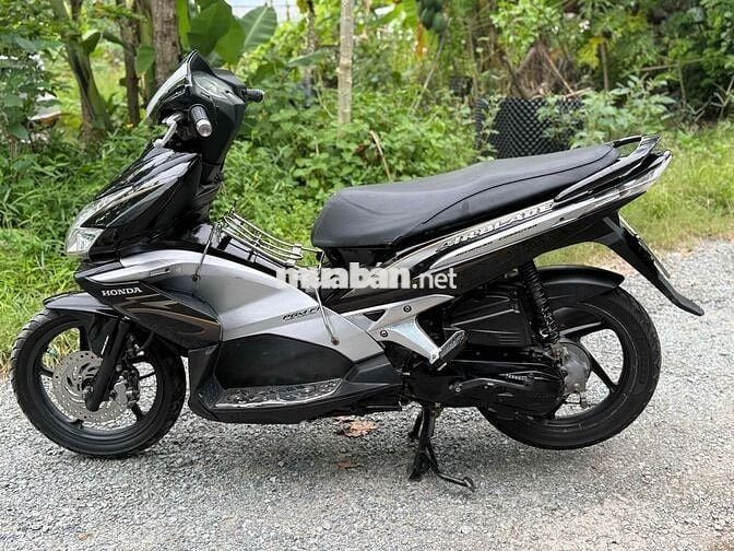 HONDA AIR BLADE FI. ĐỜI 2010. xe nguyên zin cọp