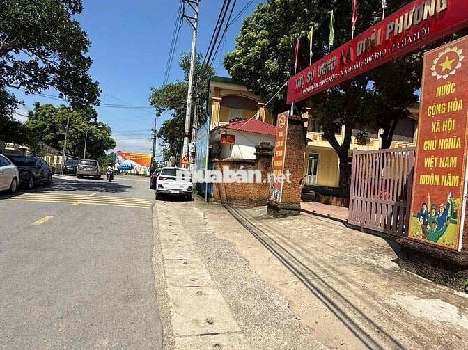Mình cần bán mảnh đất 250m mặt đường nhựa liên xã nối Hoà Lạc với Ph