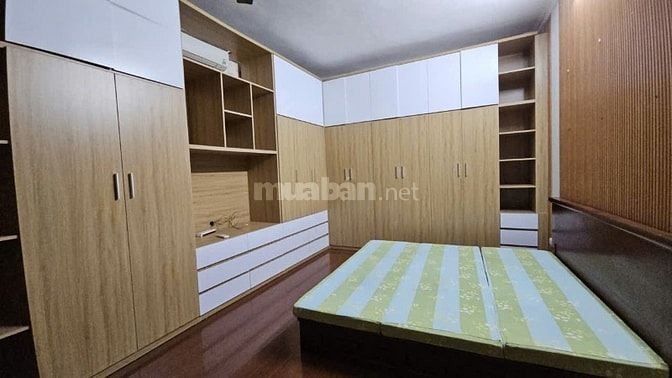 Nhà rộng 40m2 x 4 tầng_SĐCC trung tâm phố Lê Duẩn chỉ hơn 5 tỷ 