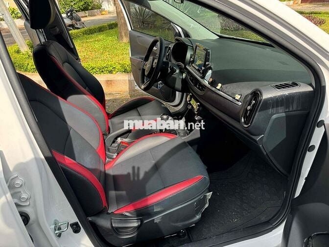 Kia Morning 2022 GT Line 8/2023 odo 11.000 km