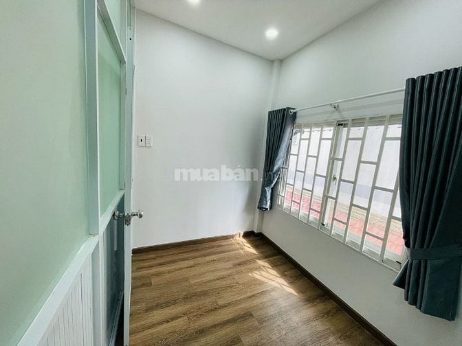 NHÀ NHỎ SỔ RIÊNG HẺM 2,5M 1247/98A HUỲNH TẤN PHÁT, PHÚ THUẬN, Q7