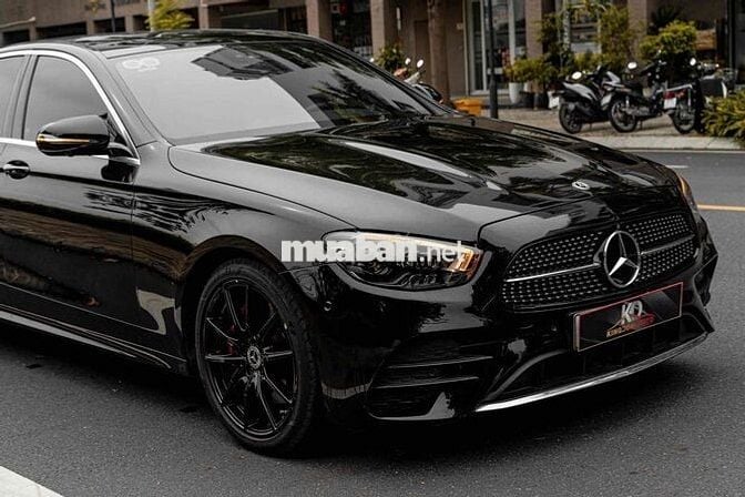 E300 AMG 2022 màu đen nt nâu siêu lướt & siêu đẹp