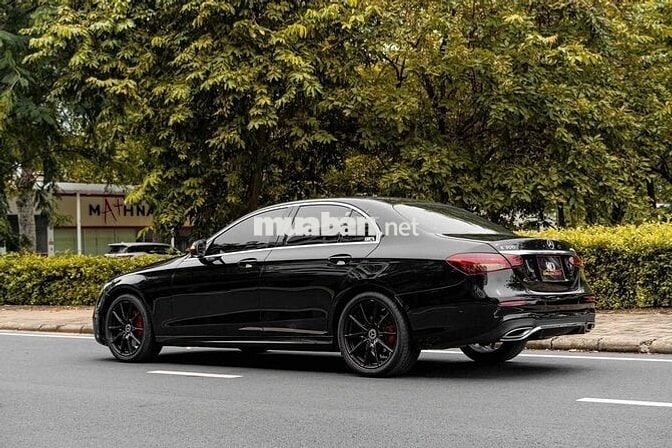 E300 AMG 2022 màu đen nt nâu siêu lướt & siêu đẹp