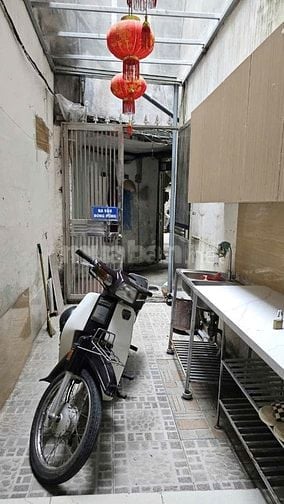 Nhà rộng 40m2 x 4 tầng_SĐCC trung tâm phố Lê Duẩn chỉ hơn 5 tỷ 