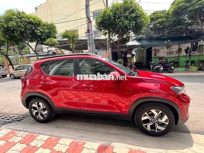 Kia Sonet 2023 Deluxe 1.5 AT - 72000 km