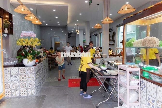 🔥 CHO THUÊ GÓC 2 MẶT TIỀN ĐẸP ĐƯỜNG HÒA BÌNH Q11 ĐỐI DIỆN ĐẦM SEN 🔥