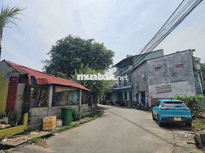 Nhà phố mặt tiền kinh doanh gần làng đại học quốc gia p.Đông Hòa Dĩ An