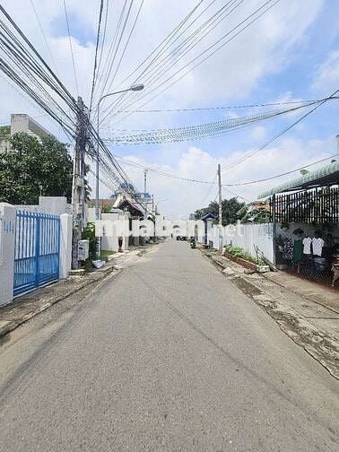 Nhà phố mặt tiền kinh doanh gần làng đại học quốc gia p.Đông Hòa Dĩ An