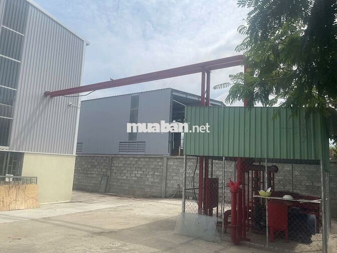 Bán kho xưởng 3.000m2 KCN Đức Hòa , Long An, mới xây đẹp , giá : 27 tỷ