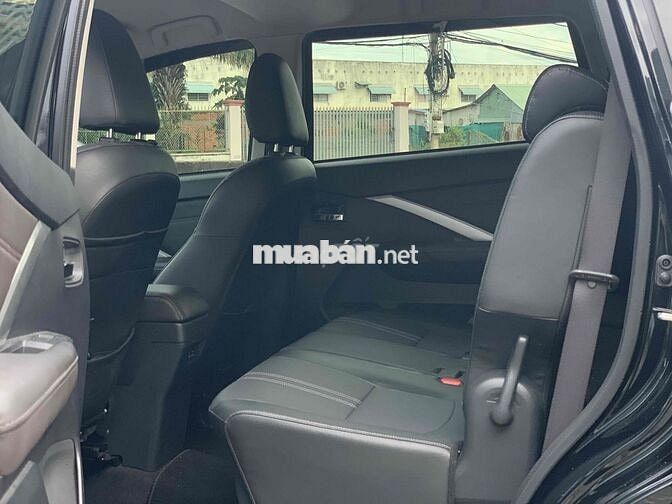 Mitsubishi Xpander 2024 Premium 1.5 AT - 9000 km