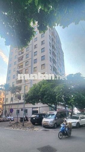 Cực hiếm. Bán gấp căn Vinaconex 3 Trương Công Giai. DT 65m gồm 2pn, wc