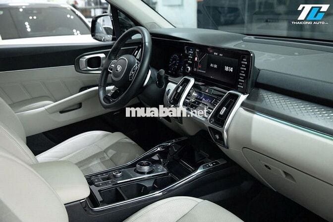 Kia Sorento 2022 Signature 2.2 AT AWD - 17000 km