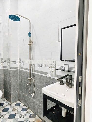 Ngay gần chợ Đầu Mối,dtsd 150m,4 phòng ngủ, Bình chiểu Thủ Đức