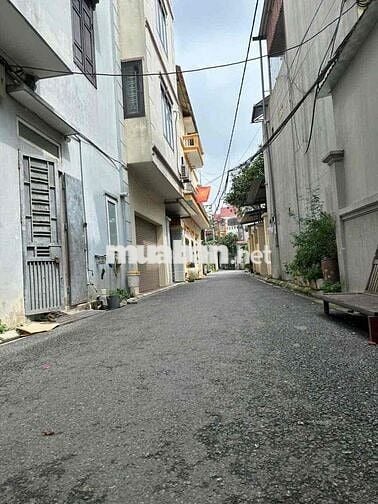 BÁN ĐẤT TẶNG NHÀ 3 TẦNG - FUL THỔ CƯ - GẦN ĐƯỜNG VÕ VĂN KIỆT -500M ĐẾN