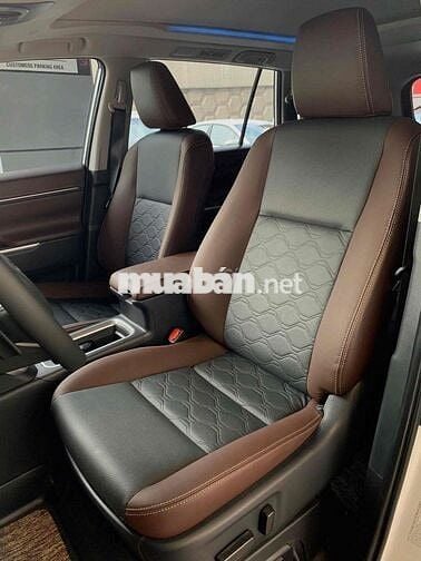 Toyota Innova Cross 2024 HEV - 7000 km