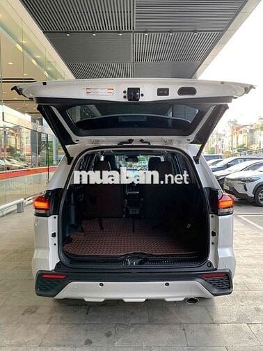 Toyota Innova Cross 2024 HEV - 7000 km