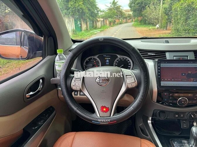Nissan Navara 2017 NP300 VL 4x4 AT - 135000 km