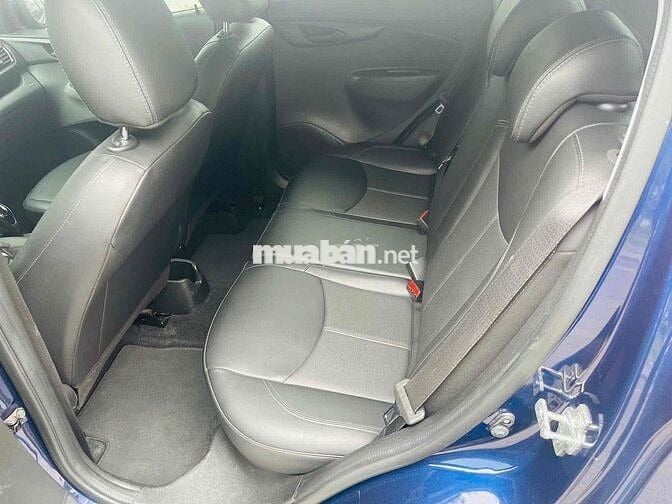 VinFast Fadil base xanh 2022 - 30000 km