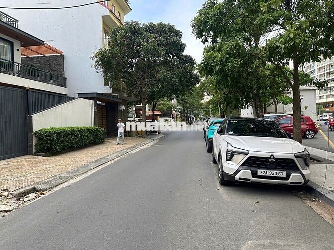 HOT : Mặt Bằng Kinh Doanh Vuông Vức 330m2 Tại Trung Tâm KĐT Chí Linh