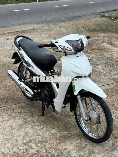 Wave 110 Áo team mới mua hãng